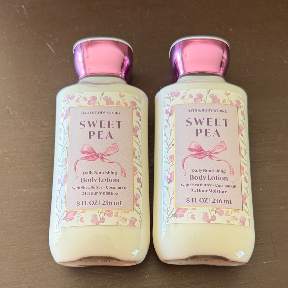 Bath & Body Works Sweet Pea Body Lotion - Pink and White